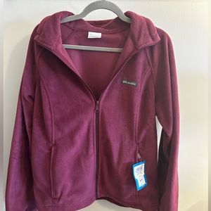 Columbia Fleece Jacket women’s XL new with tags never worn plum color
